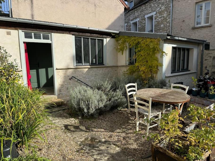 Petite Maison Independante Avec Parking Vétheuil Exterior foto